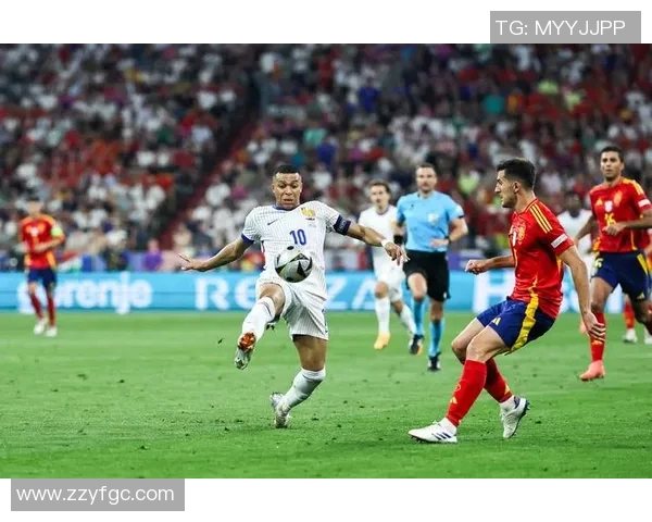 荷兰与意大利欧洲杯对决精彩回顾及赛后分析